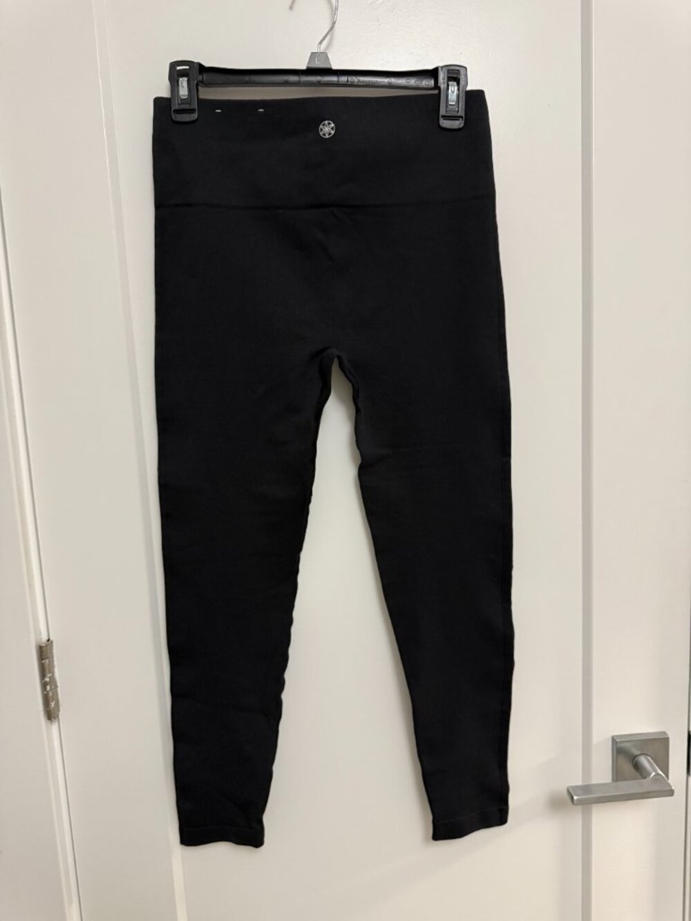 GAIAM Yoga pants/leggings; Black, L - New without tags